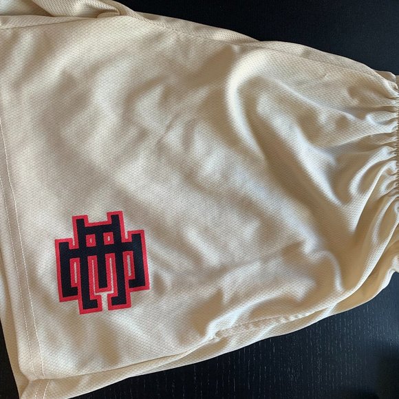 EE SHORTS CREAM - Picture 1 of 6